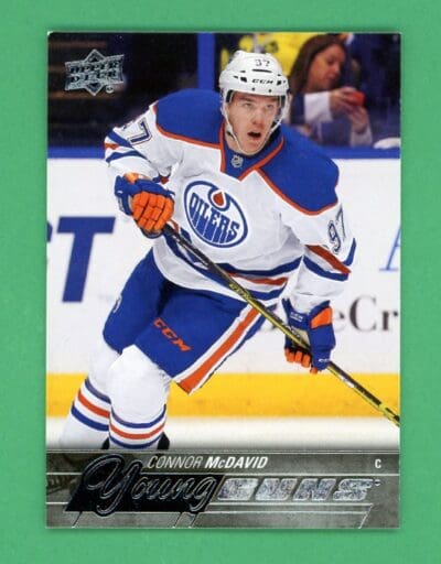 Connor Mcdavid 2015-16 Upper Deck Series 1 Young Guns #201 (READ)